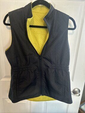 Cabi Quilted Vest Black/Yellow Full Zip #927 Travel Womans Sz Medium Casual